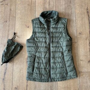 Amazon Essentials Olive Green Quilted Vest